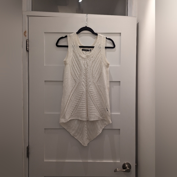 Crochet Top By FYLO - Picture 8 of 10